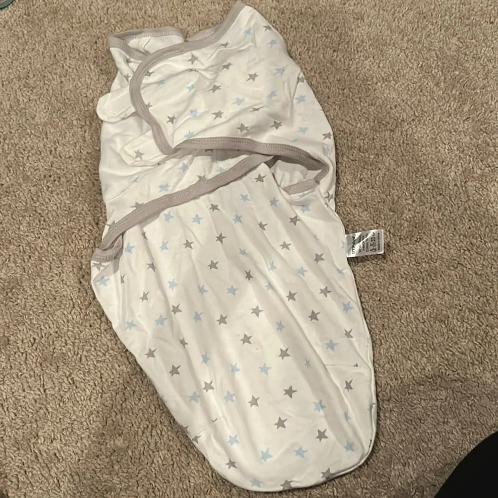 2/$15 NWOT Baby Cotton Swaddle •sz M (14-18lbs) 3-6 mo